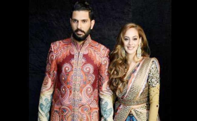 युवराज की पार्टी में शामिल हुए धौनी, अटकलों को लगाया विराम