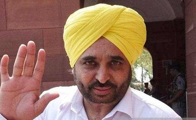 भगवंत मान को मौजूदा सत्र की शेष अवधि के लिए निलंबित करने की सिफारिश