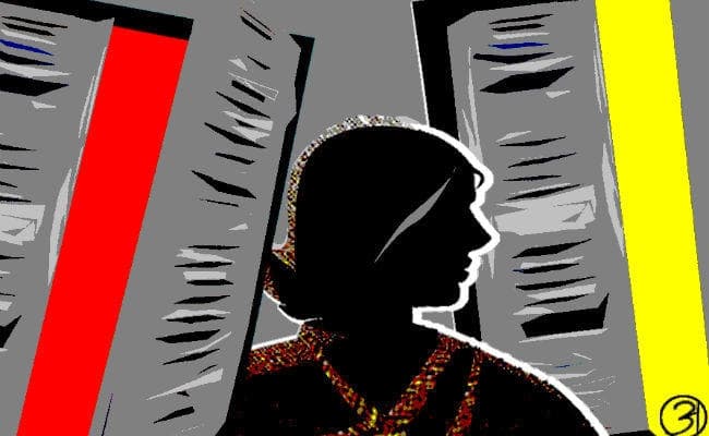 मेरे घर के दो दरवाज़े हैं