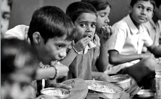 विकास की परिभाषा में बच्चे कहां!