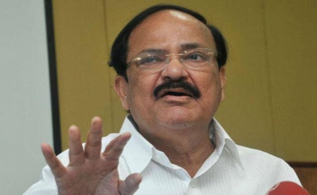 वेंकैया का राहुल को जवाब कहा- आप किसे उपदेश दे रहे हैं? कैमरों के सामने चर्चा नहीं होती