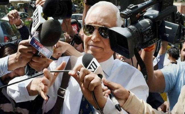 अगस्ता वेस्टलैंड मामला : पूर्व वायुसेना प्रमुख SP त्यागी समेत तीन गिरफ्तार
