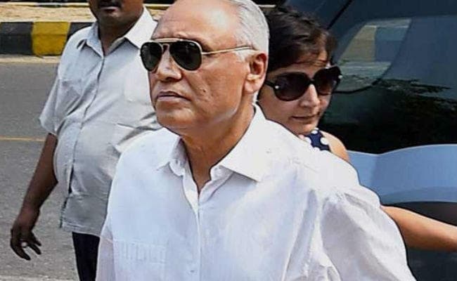 अगस्तावेस्‍टलैंड मामला : CBI की बड़ी कार्रवाई, पूर्व वायुसेनाध्‍यक्ष एस पी त्यागी गिरफ्तार