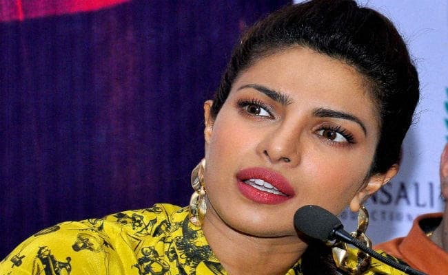 जानें, हॉलीवुडवालों की किस बात पर प्रियंका चोपड़ा को आता है बहुत गुस्‍सा