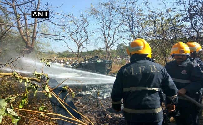 मुंबई : गोरेगांव में हेलीकॉप्टर क्रैश से एक की मौत, दो घायल