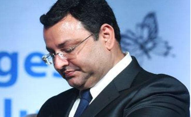 टाटा-मिस्त्री विवाद : टाटा इंडस्ट्रीज के डायरेक्टर पद से हटाये गये साइरस मिस्त्री