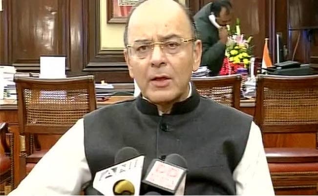 नोटबंदी : जेटली ने किया चिदंबरम पर पलटवार, संप्रग शासन के दौरान भ्रष्टाचार, घोटाला चरम पर था