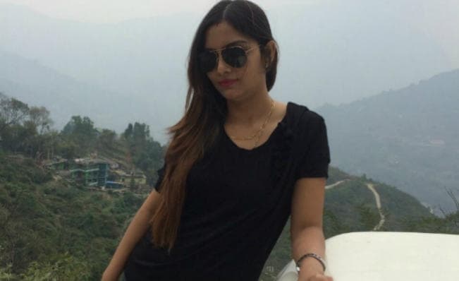 मिसेज इंडिया के फाइनलिस्ट में पहुंची धनबाद के मैथन की बहू निधि