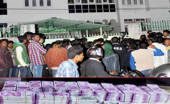 नोटबंदी: 35 दिनों में 1000 करोड़ की अघोषित आय उजागर, छापा मारने पहुंची टीम पर छोड़ा खूंखार कुत्ता
