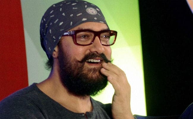 इन दो अभिनेत्रि‍यों को महिला सुपरस्टार मानते हैं आमिर खान