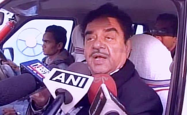 हमारी माताओं और बहनों को कालाधान वाला बताना सही नहीं : शत्रुघ्न सिन्‍हा