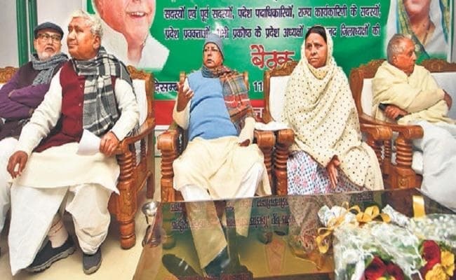 बोले लालू, नोटबंदी पर सभी गैर-भाजपा दलों को एकजुट करेगा RJD