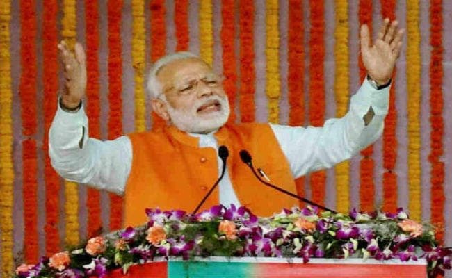 कानपुर परिवर्तन रैली : राजीव गांधी का नाम लेकर नरेंद्र मोदी ने साधा कांग्रेस पर निशाना