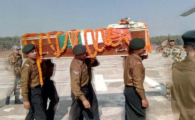 वीरता से भरा है शहीद शशिकांत पाण्‍डेय का परिवार