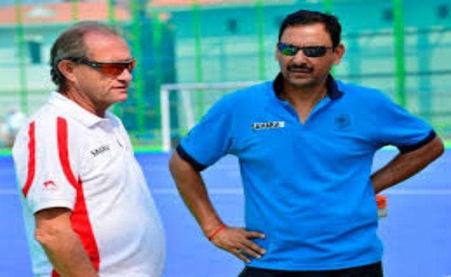 लक्ष्य को अर्जुन की तरह साधते हैं हरेंद्र सिंह, भारत को बनाया हॉकी का विश्व विजेता