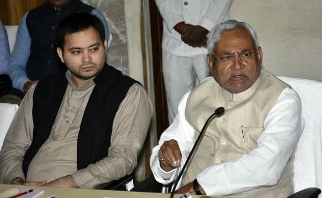 कैशलेस इकोनामी भारत में संभव नहीं : नीतीश