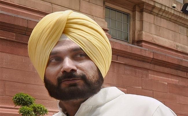 नवजोत सिद्धू ने की राहुल गांधी से मुलाकात, कांग्रेस में हो सकते हैं शामिल!