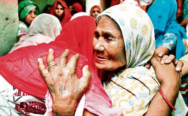 अनुसूचित जातियों एवं जनजातियों के विरुद्ध बढ़ते अपराध