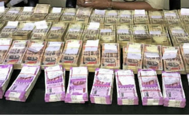 बिहार के बड़े शराब तस्करों की संपत्ति सरकार लेगी अपने कब्जे में