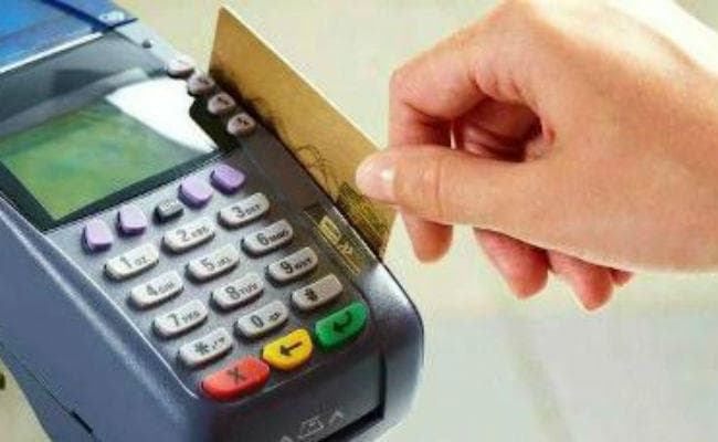 केंद्रीय कैबिनेट का बड़ा फैसला: अब नहीं मिलेगी कैश में सैलरी, चेक या बैंक खाते में जायेंगे पैसे