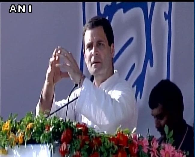 राहुल गांधी ने पीएम मोदी पर की आरोपों की बारिश बोले, बिड़ला व सहारा से लिये पैसे