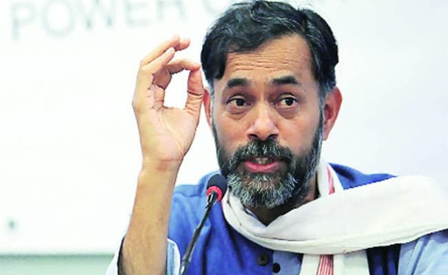 स्वराज इंडिया ने आरबीआई गवर्नर से इस्तीफे की मांग की