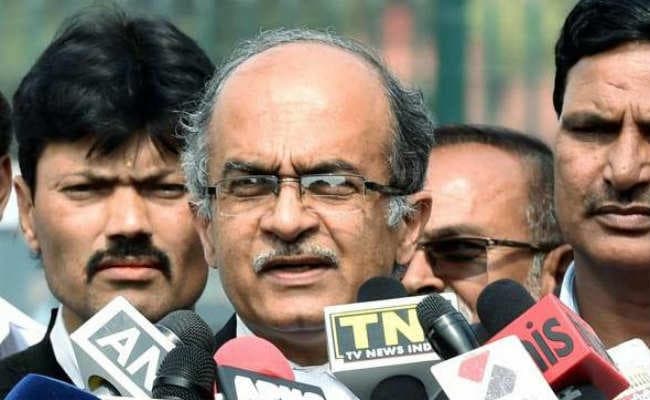 भूषण ने प्रसाद की टिप्पणी से असहमति जतायी