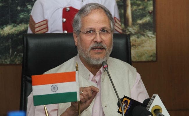 तो क्या नजीब जंग ''जंग'' हार गए केजरीवाल से ?