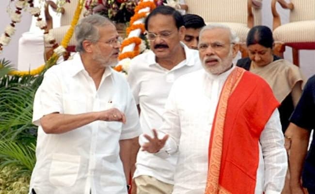 पढाई, बच्चों और बूढ़ी मां के लिए नजीब जंग ने छोड़ दिया उपराज्यपाल का पद