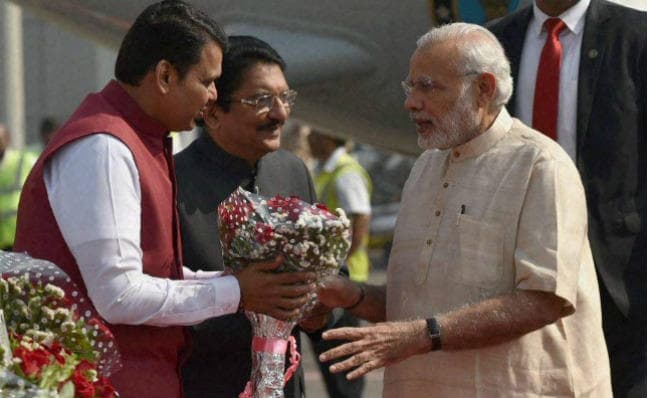 छत्रपति शिवाजी महाराज स्मारक :  क्या मोदी-फडणवीस ने विरोधियों पर बना ली राजनीतिक बढ़त?