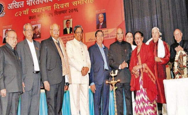 अपनी मिट्टी से हमेशा जुड़ाव रखना चाहिए : कोविंद