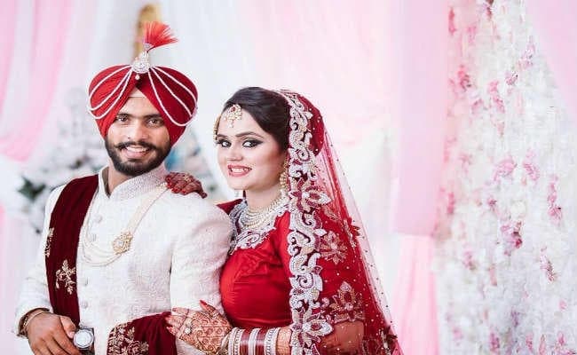 युवी, इशांत के बाद एक और क्रिकेटर बंधे विवाह बंधन में