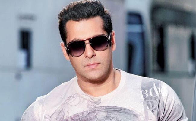 51 के हुए बालीवुड के ‘दबंग'' खान
