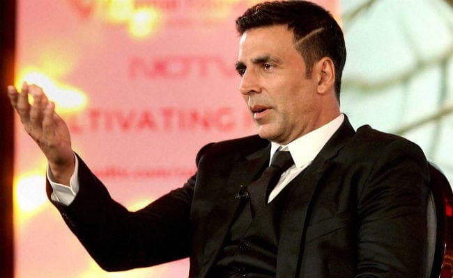 ''दारा सिंह'' पर बनने वाली फिल्म को लेकर उलझन में है अक्षय कुमार: विंदु