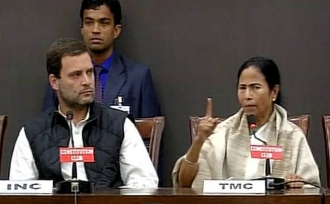 राहुल-ममता ने मोदी से नोटबंदी व सहारा डायरी मुद्दे पर मांगा इस्तीफा