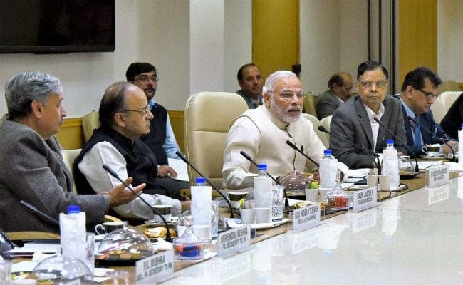 नीति आयोग : टैक्स ढांचे में बदलाव की सिफारिश, पर्यटन में निवेश पर जोर