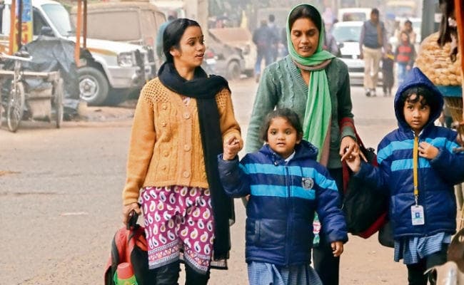 कश्मीर के साथ ठिठुरा बिहार, जनजीवन के साथ ट्रेनों की रफ्तार पर ब्रेक