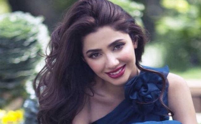 भारत और बॉलीवुड के बारे में ये क्‍या बोल गईं माहिरा खान, तेजी से वायरल हो रहा है ये वीडियो