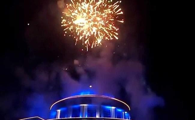 नये साल के जश्न की तैयारियां जोरों पर