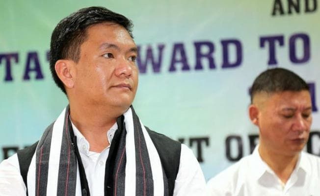 अरुणाचल प्रदेश : भारतीय जनता पार्टी में शामिल हुए पेमा खांडू सहित पीपुल्स पार्टी के 33 विधायक