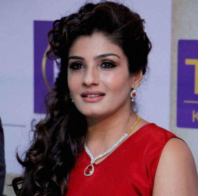 ‘शब'' से सबको आश्चर्यचकित कर देंगी रवीना टंडन : ओनिर