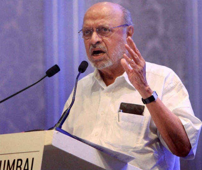 श्याम बेनेगल को मिली सेंसर बोर्ड में सुधार की कमान