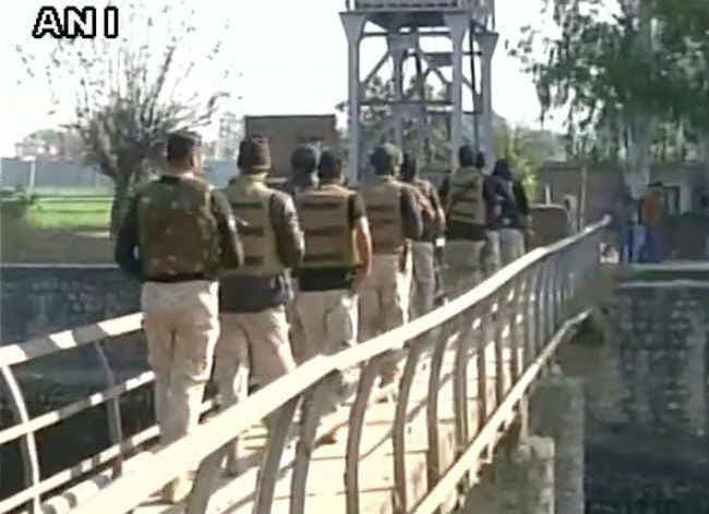 पठानकोट में आतंकी हमले के बाद पंजाब में हाई अलर्ट