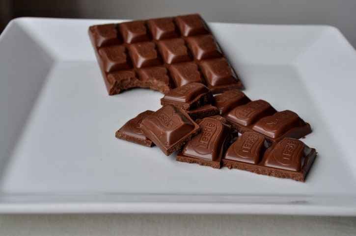 Lucknow: लखनऊ में हुई अनोखी चोरी, ना पैसा...ना सोना, 17 लाख की चॉकलेट चोरी कर ले गए चोर, जानें पूरा मामला