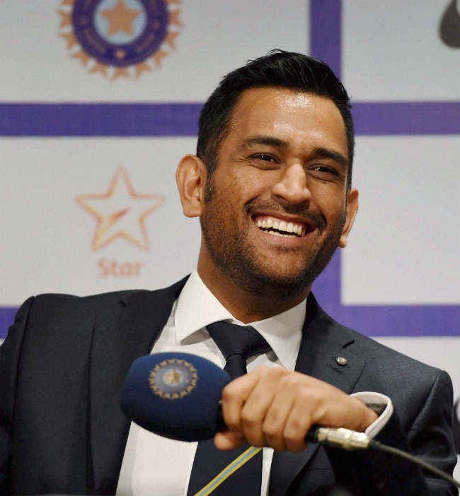 जानिए, संन्‍यास के सवाल पर कप्तान धौनी ने क्‍या कहा