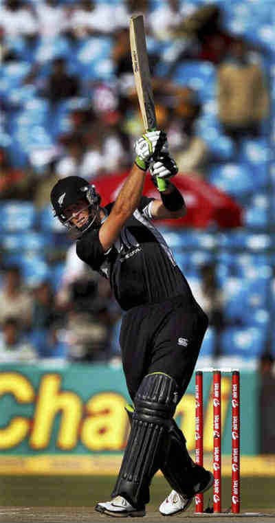 पहले टी-20 मैच में न्यूजीलैंड ने श्रीलंका पर दर्ज की रोमांचक जीत