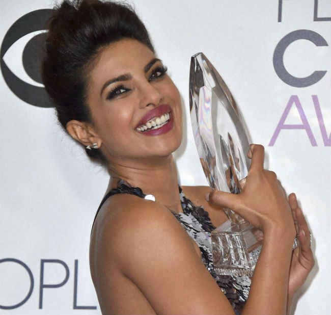 प्रियंका चोपड़ा को मिला ''पीपल्‍स च्‍वॉइस अवार्ड''