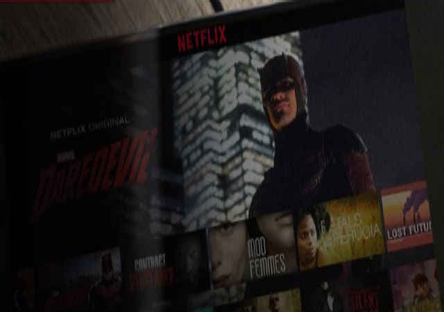 Netflix : अब घर बैठे देख सकेंगे सिनेमा