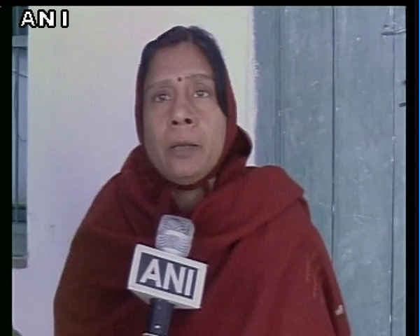 बिजनौर : सास की बेहरमी से पिटाई करने वाली बहू गिरफ्तार, देखें VIDEO