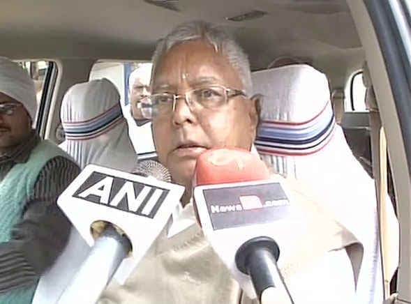 लालू ने सिविल सर्जन को फोन कर दिया निर्देश, ममता कर्मियों को काम पर रखो